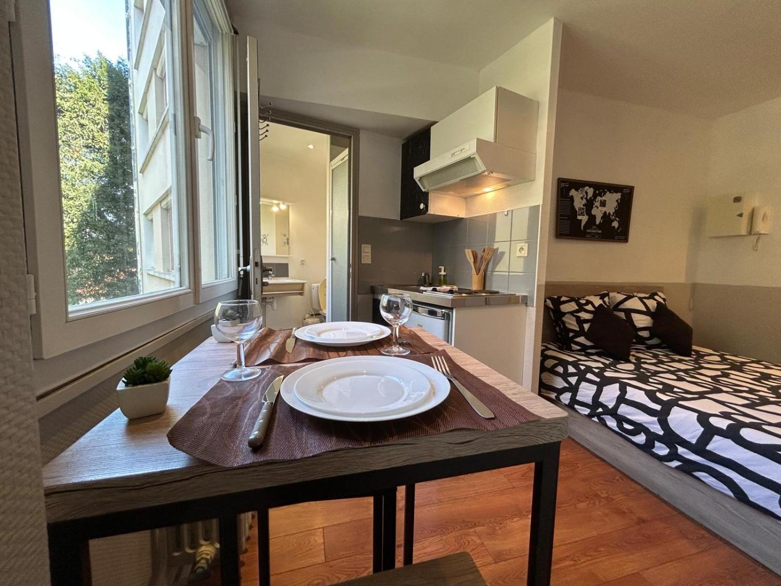 Studio 96 - Wi Fi Fibre - Residence Beausejour - Proche Centre Ville Troyes Dış mekan fotoğraf