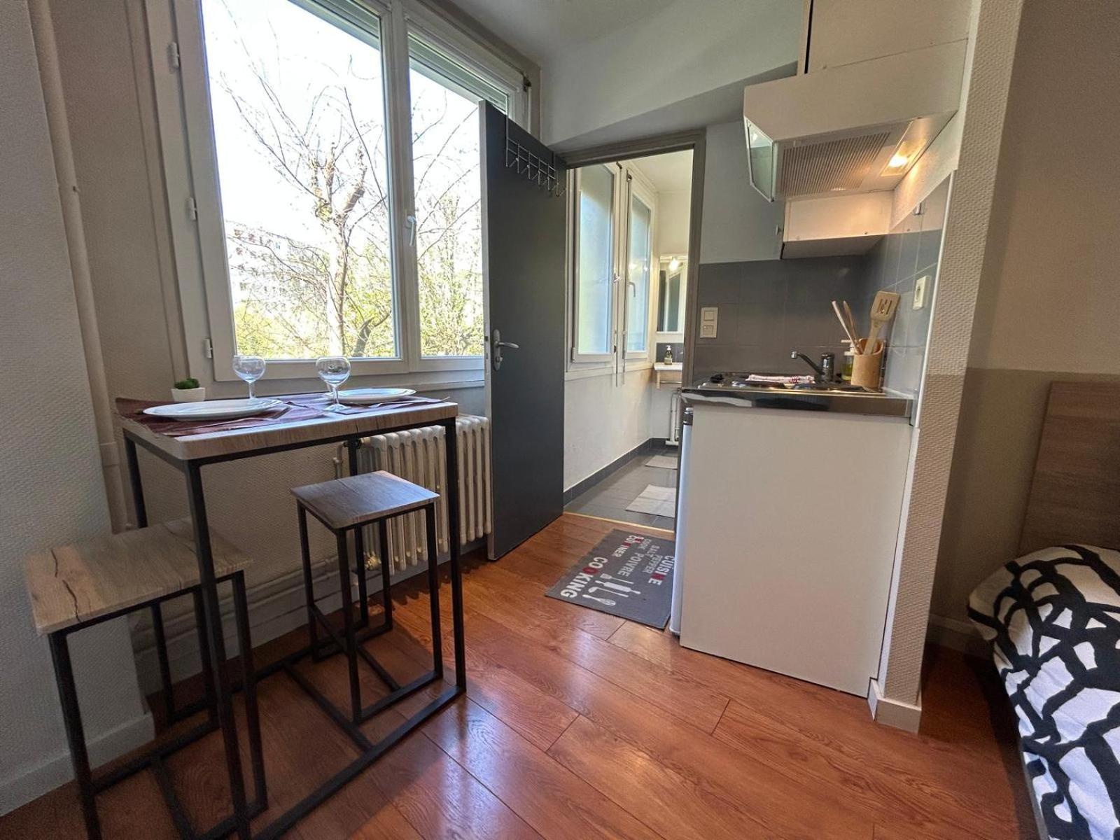 Studio 96 - Wi Fi Fibre - Residence Beausejour - Proche Centre Ville Troyes Dış mekan fotoğraf
